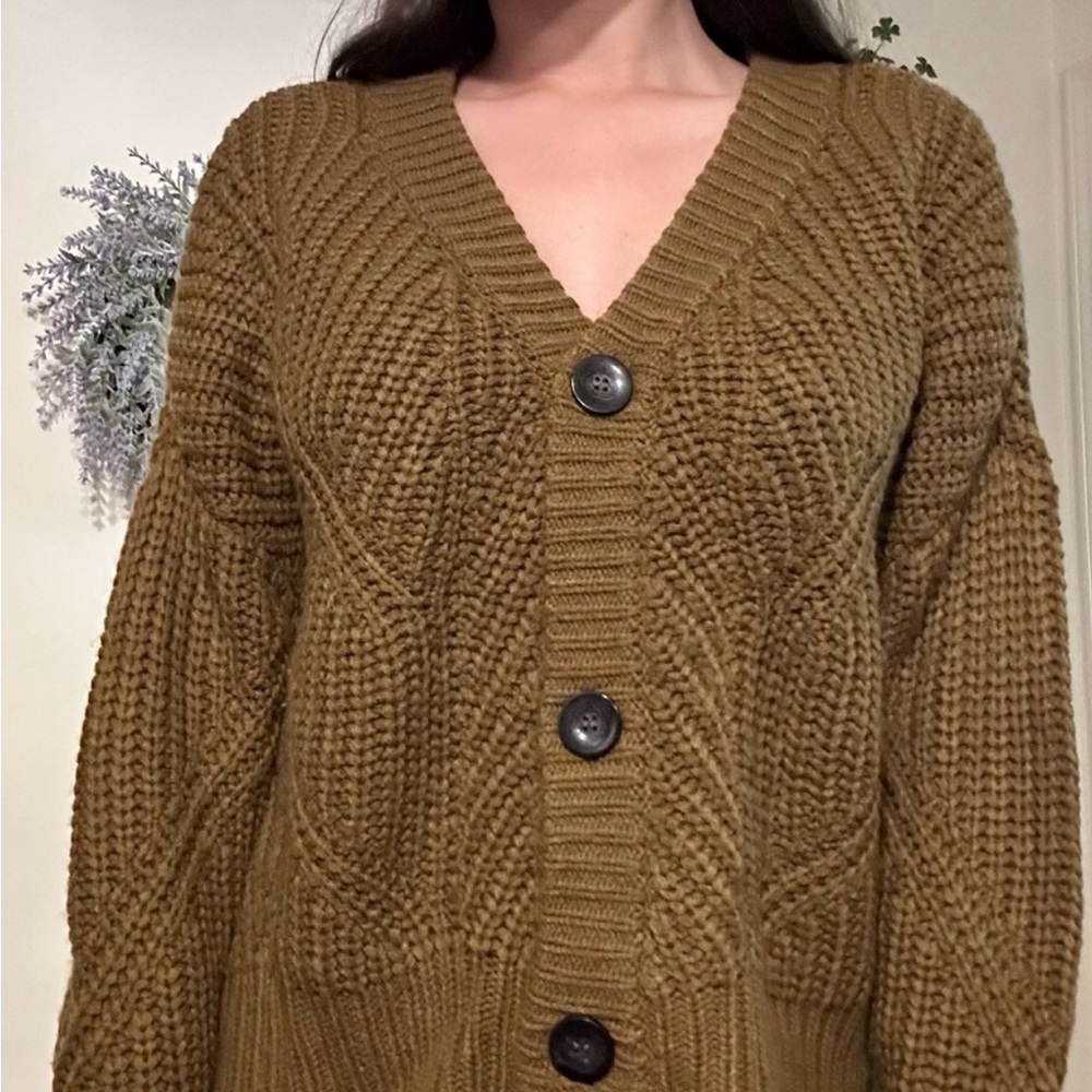 Roan & Ryan Chestnut Cable Knit Cardigan Sweater